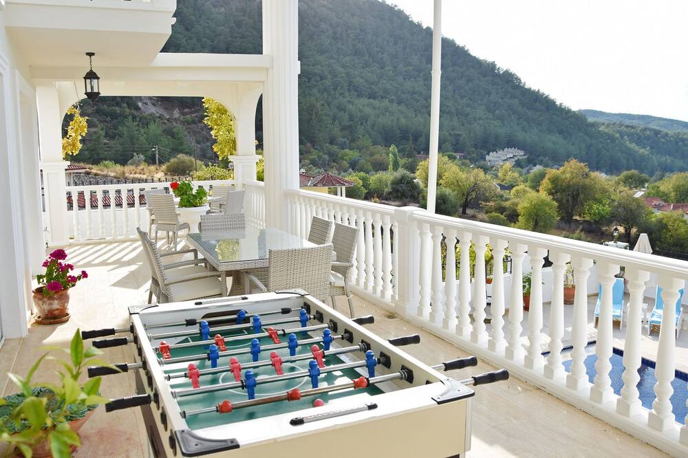 Photo of Patio Balcony in Yesiluzumlu