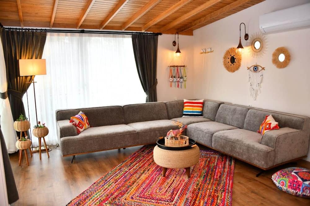 Photo of Livingroom in Foca