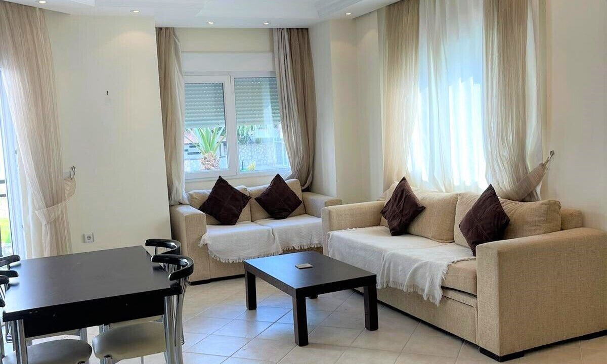 Photo of Livingroom in Side