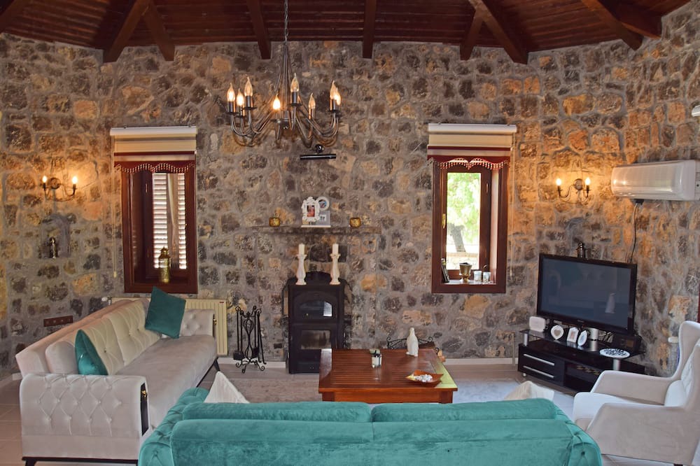 Photo of Livingroom in Uzumlu