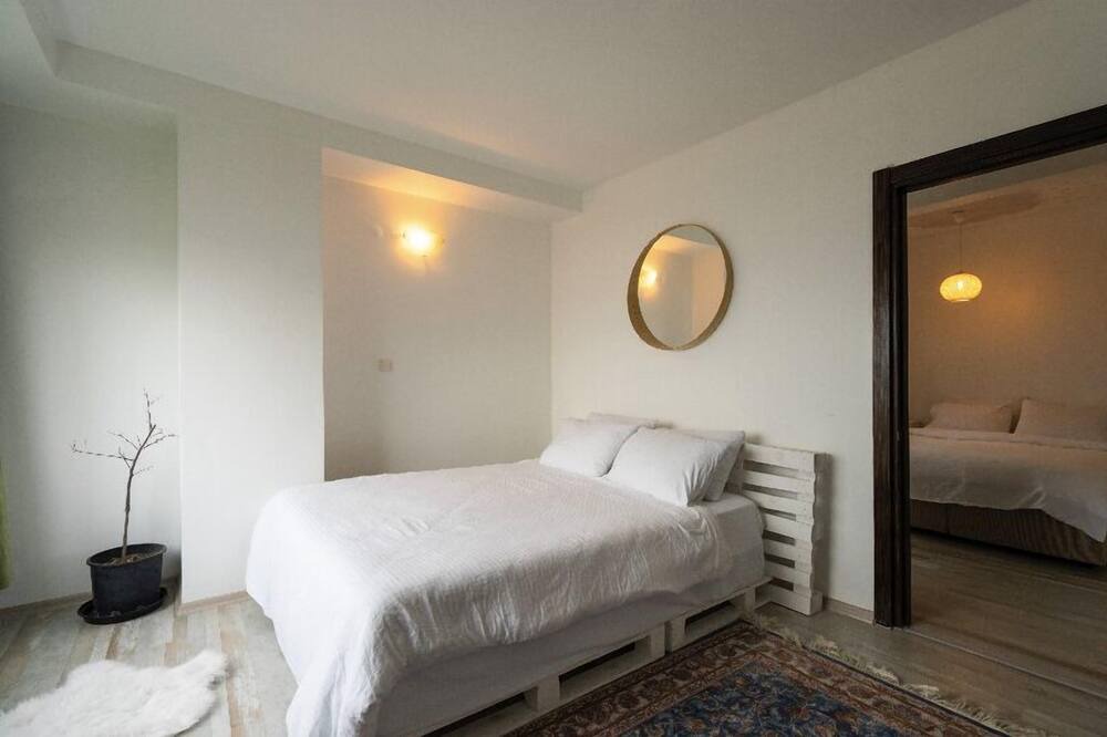 Photo of Bedroom in Inegeul