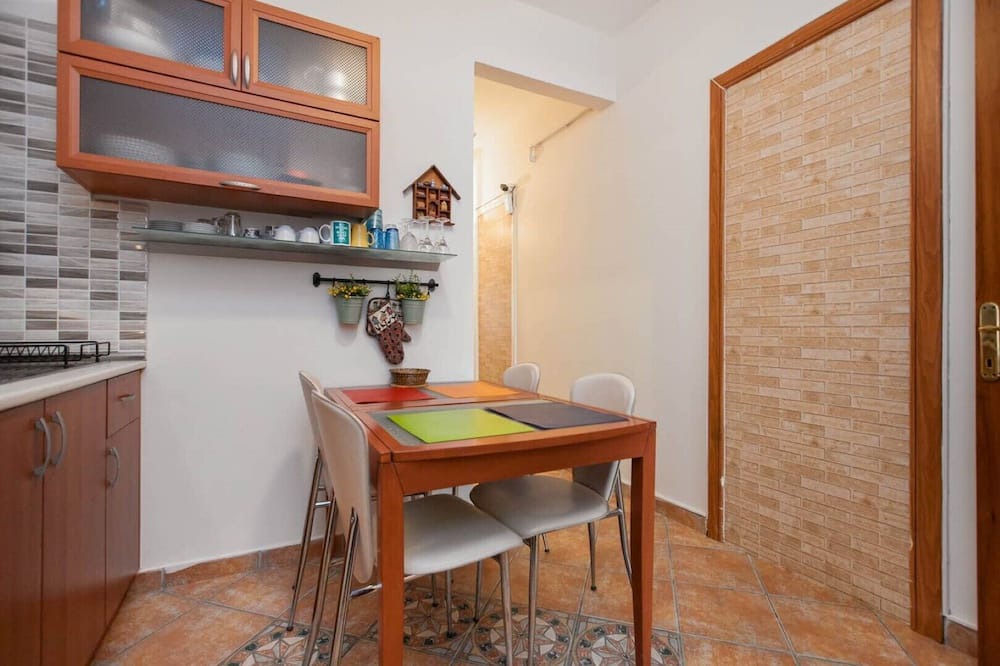 Photo of Kitchen in Cumhuriyet