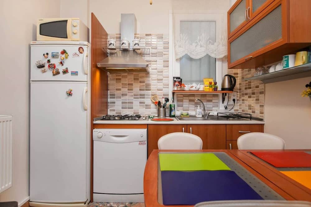 Photo of Kitchen in Cumhuriyet