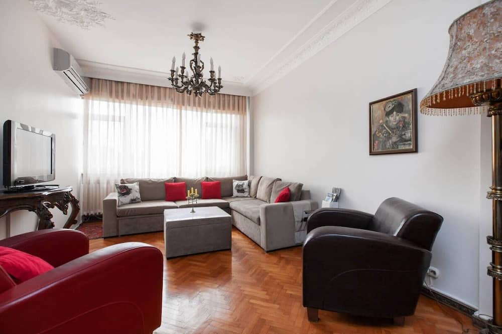 Photo of Livingroom in Cumhuriyet