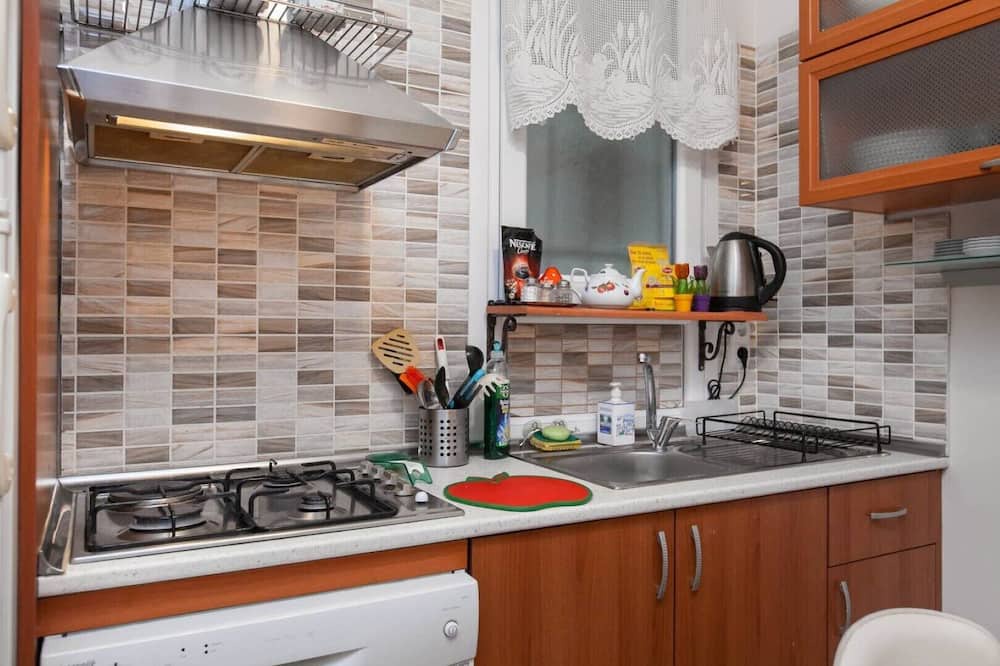 Photo of Kitchen in Cumhuriyet