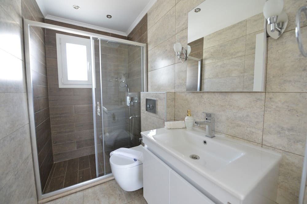 Photo of Bathroom in Oludeniz