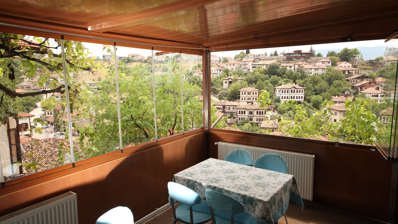 Photo of Patio Balcony in Safranbolu City Center