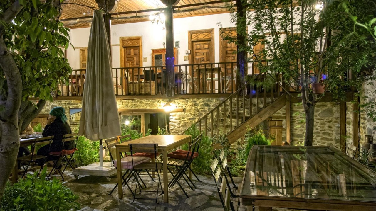 Photo of Patio Balcony in Birgi