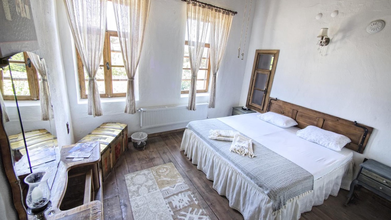 Photo of Bedroom in Birgi