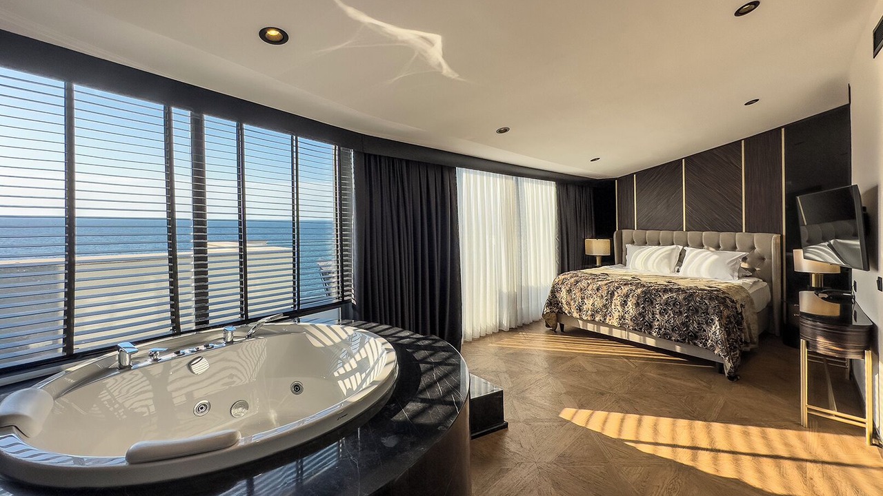 Photo of Bedroom in Kusadasi City Centre