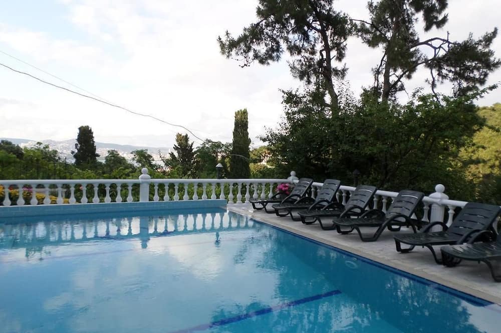 Photo of Outdoor in Adalar