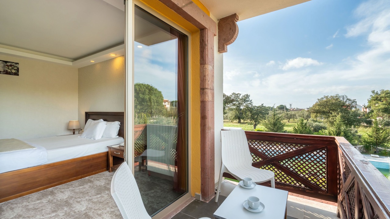 Photo of Patio Balcony in Ezine