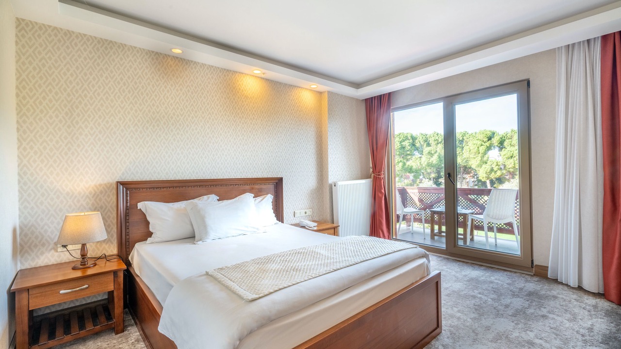 Photo of Bedroom in Ezine