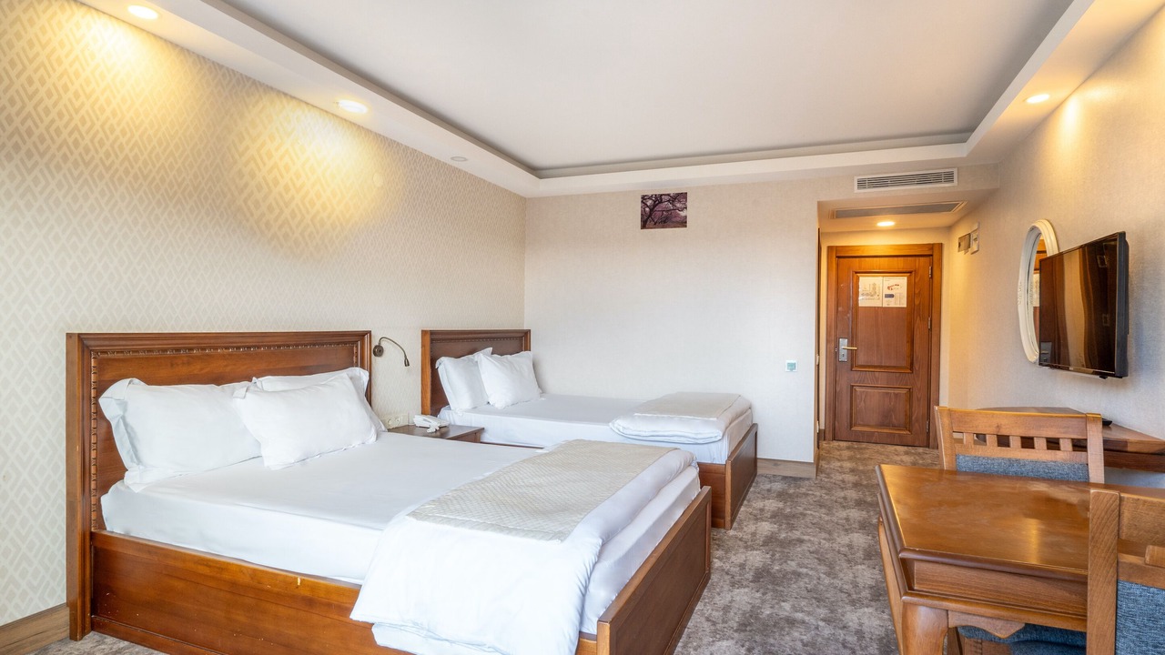 Photo of Bedroom in Ezine