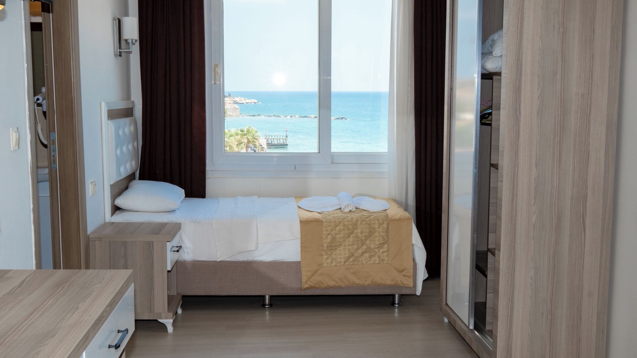 Photo of Bedroom in Kizkalesi