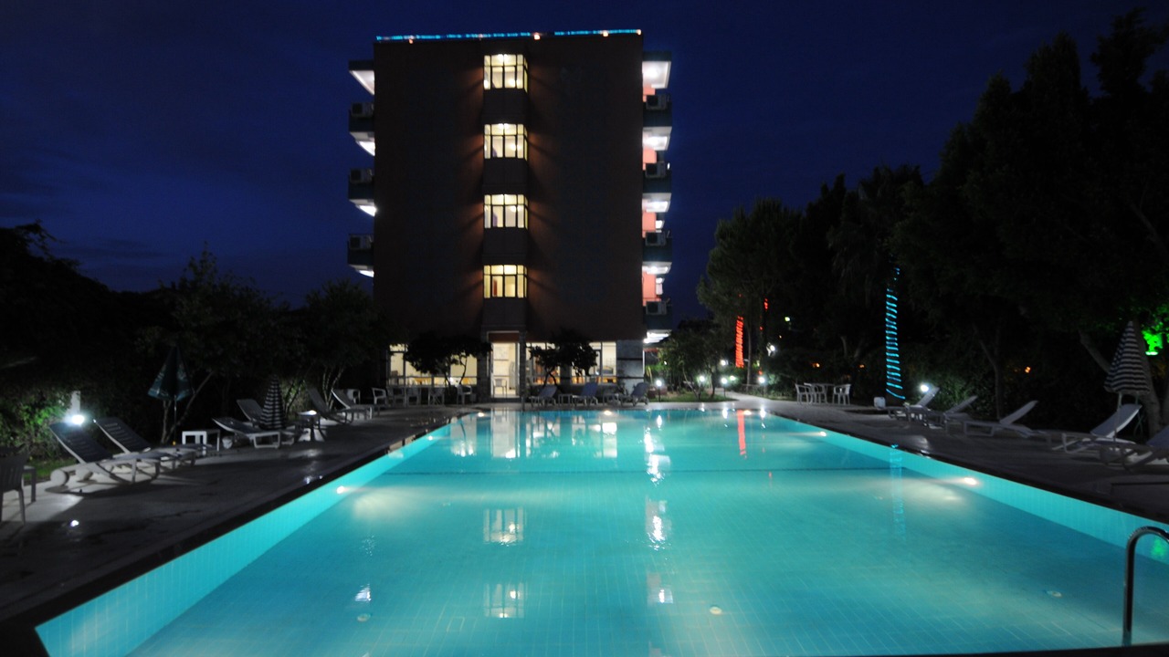 Photo of Outdoor in Side