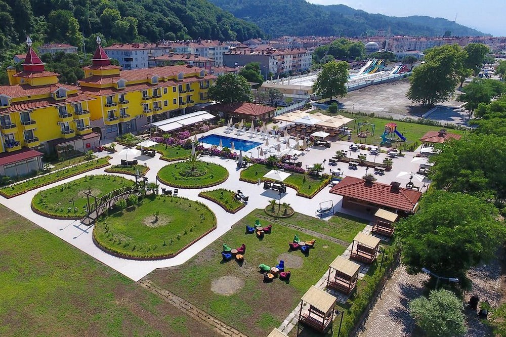 Photo of Outdoor in Abana