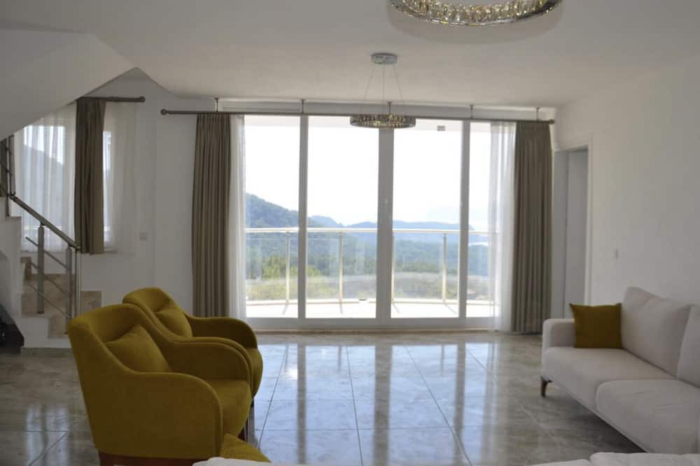 Photo of Livingroom in Ortaca
