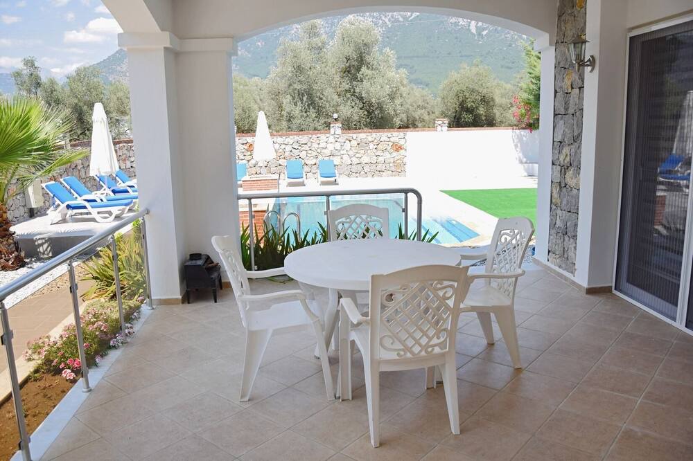 Photo of Patio Balcony in Yesiluzumlu