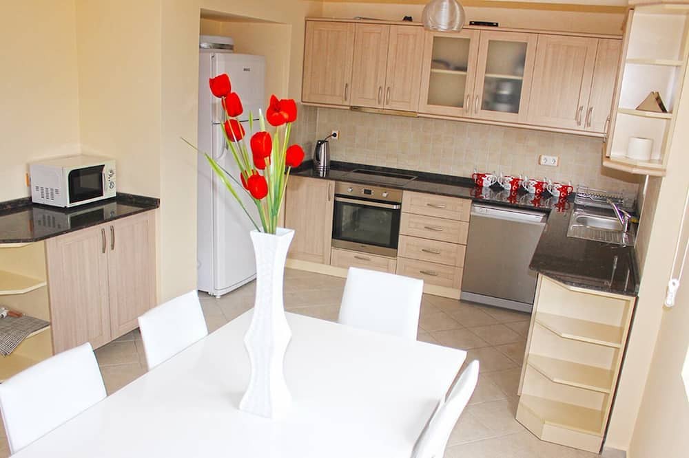 Photo of Kitchen in Yesiluzumlu