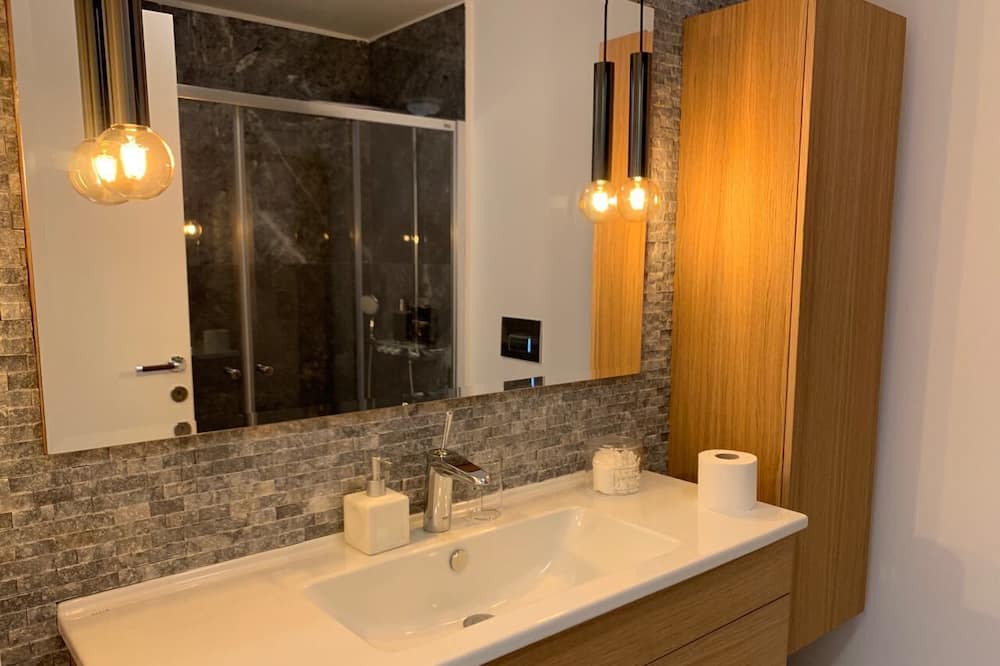 Photo of Bathroom in Gundogan