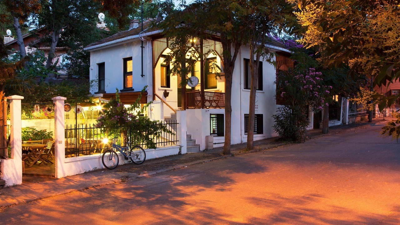Photo of Outdoor in Adalar