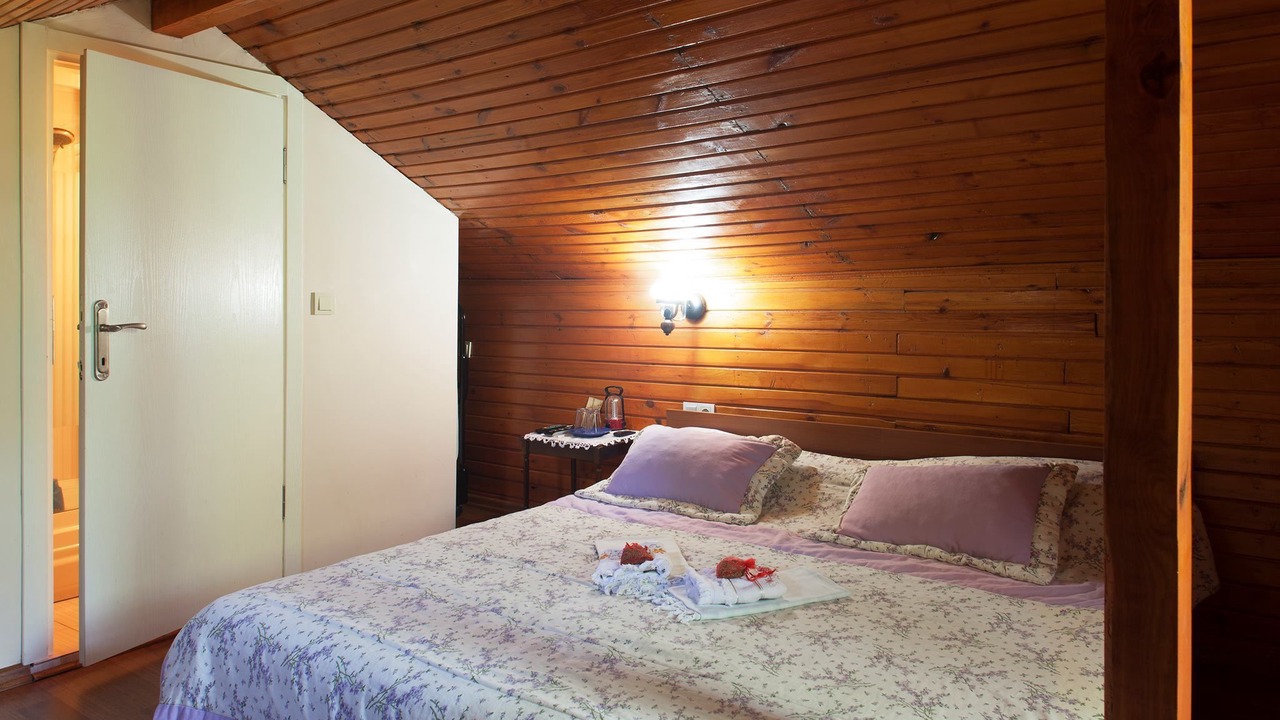 Photo of Bedroom in Adalar