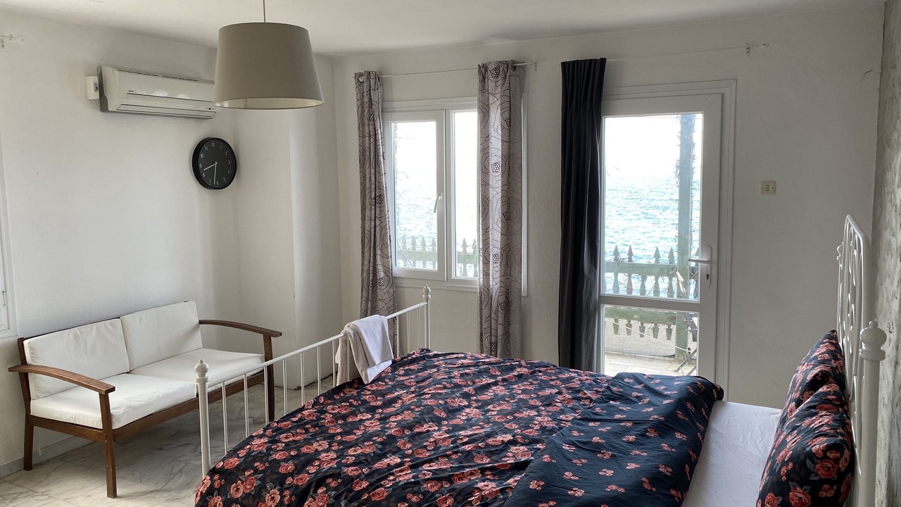 Photo of Bedroom in Karaburun