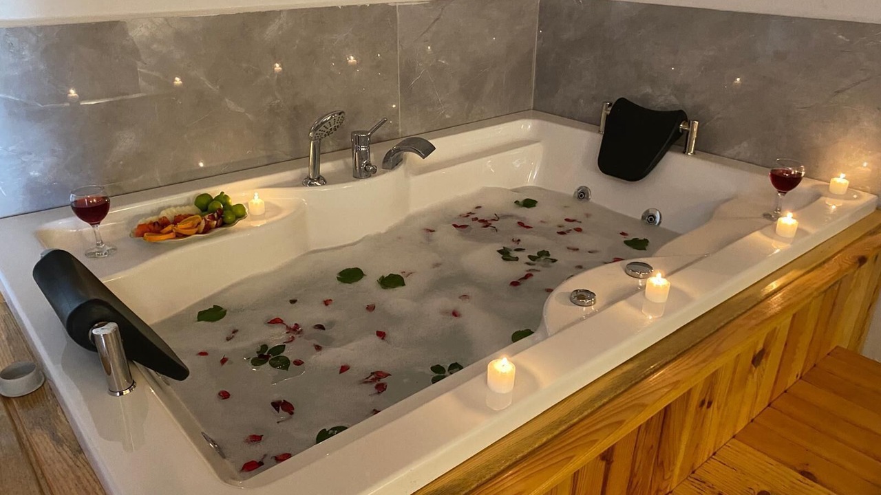 Photo of Bathroom in Demre