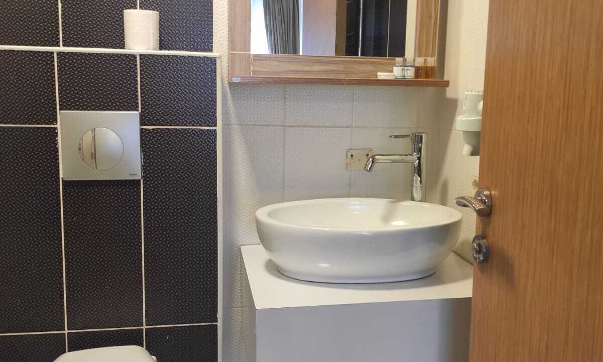 Photo of Bathroom in Osmanbey