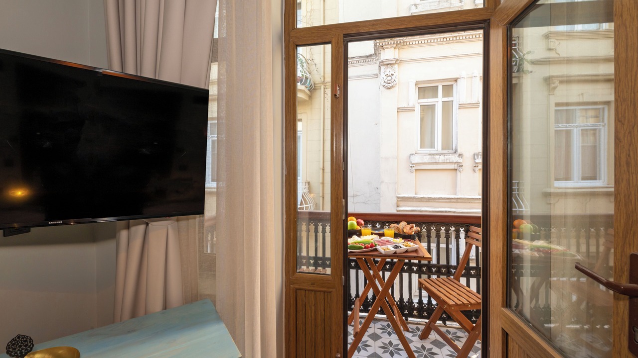 Photo of Patio Balcony in Pera