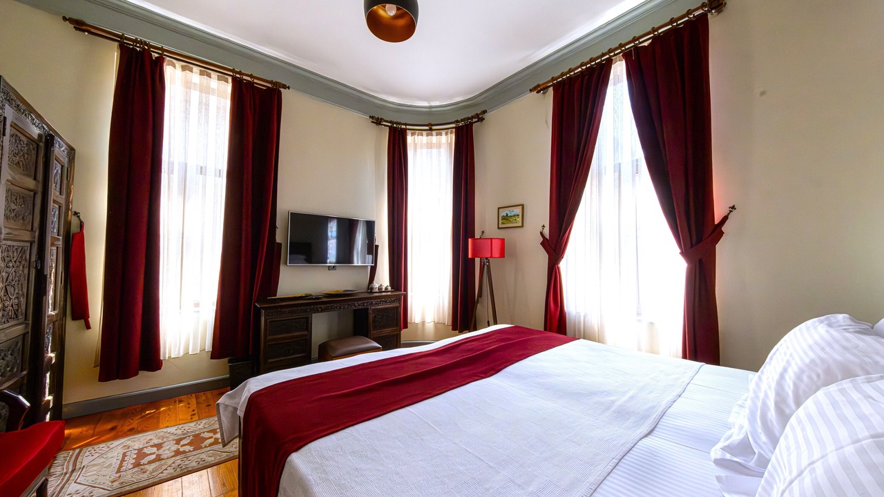 Photo of Bedroom in Pera