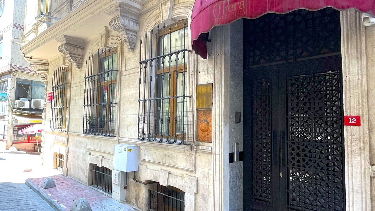Photo of Outdoor in Pera