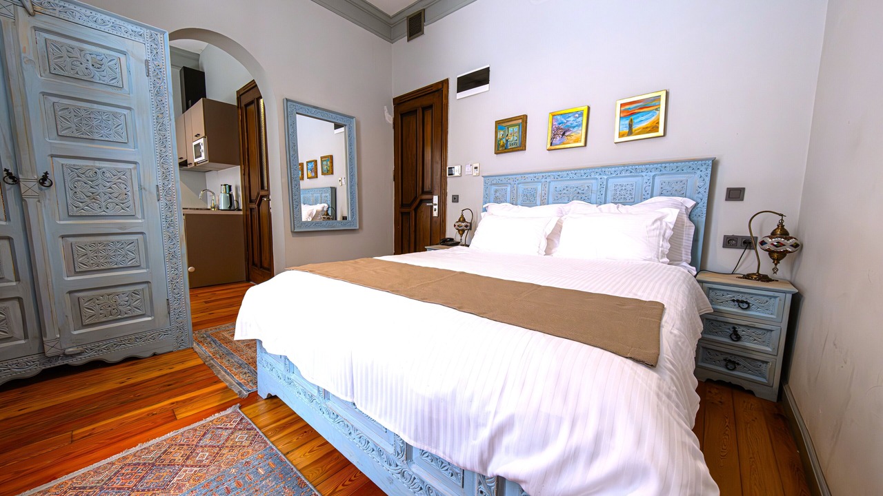 Photo of Bedroom in Pera
