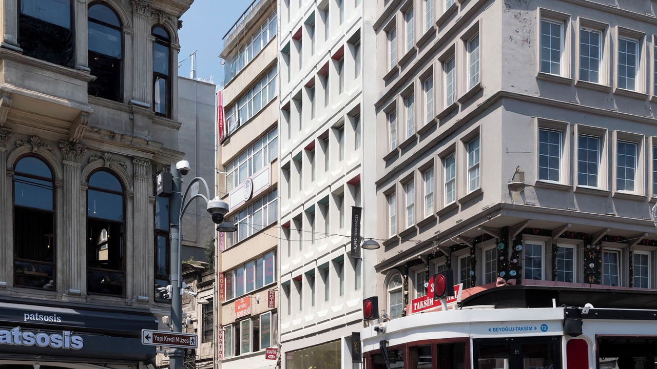 Photo of Outdoor in Pera