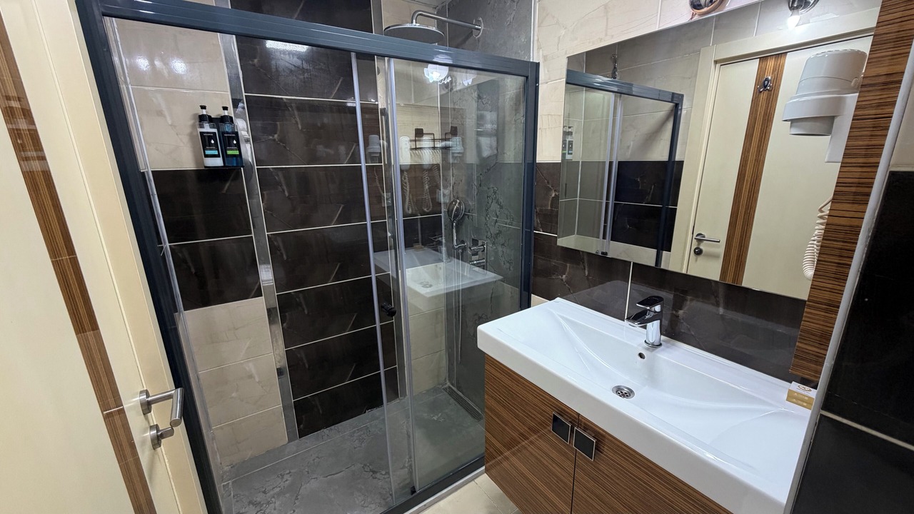 Photo of Bathroom in Batman