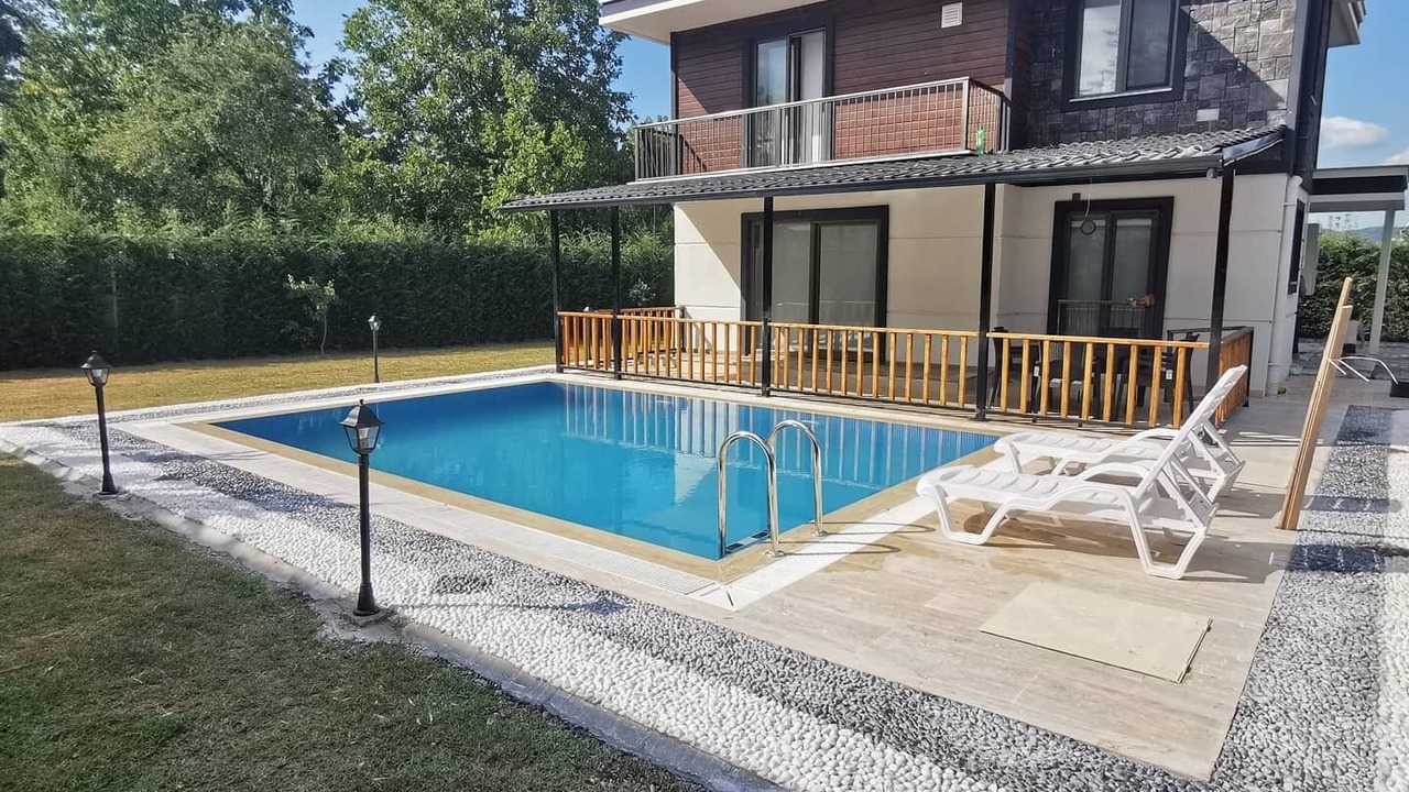 Photo of Outdoor in Yanik