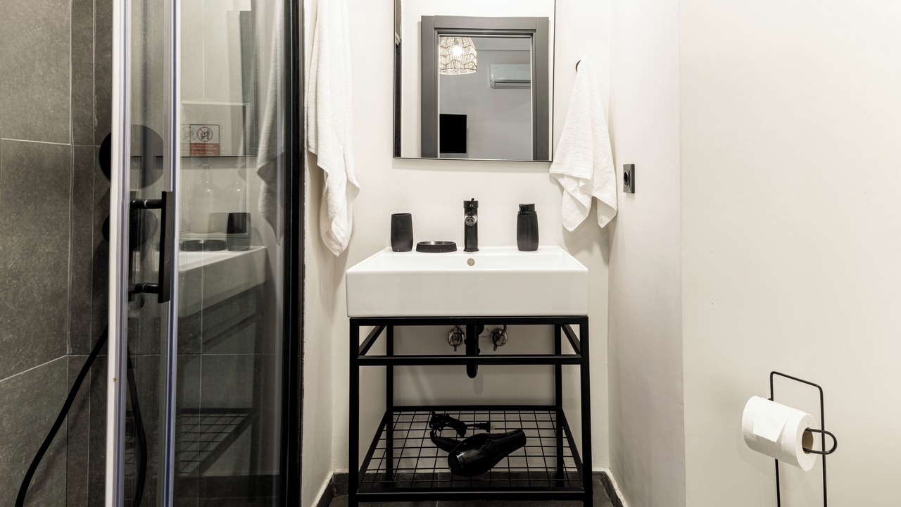 Photo of Bathroom in Cihangir