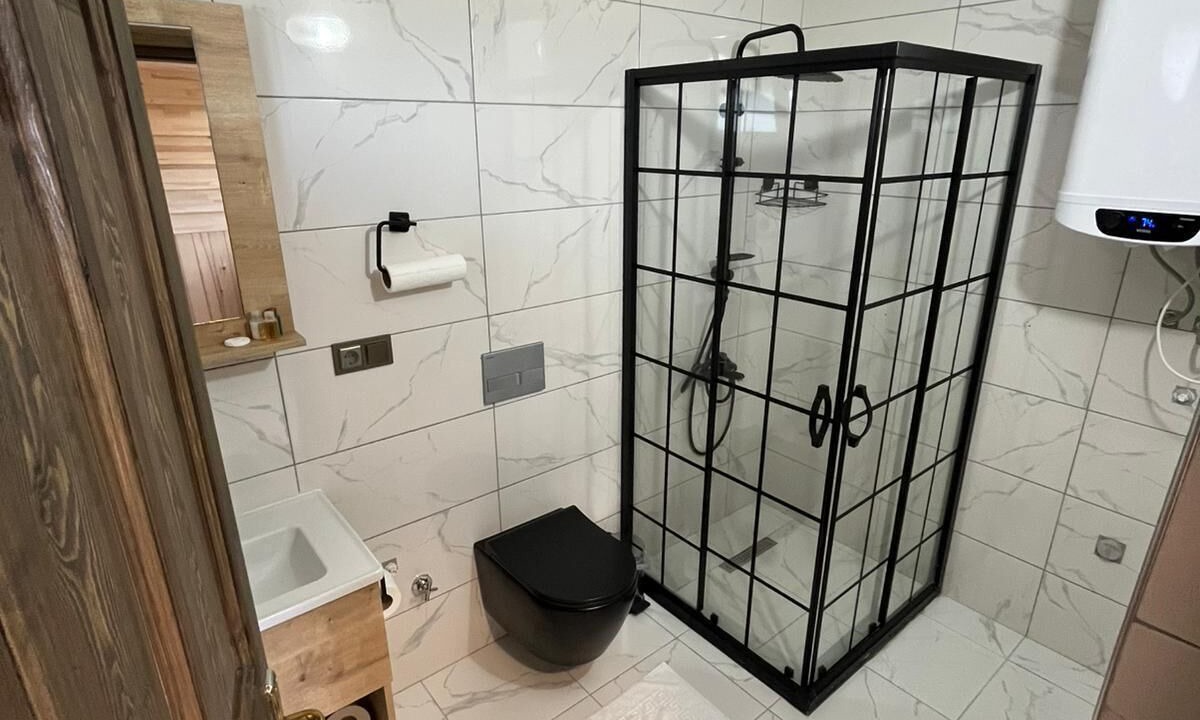 Photo of Bathroom in Of