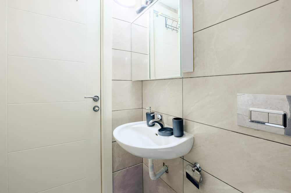 Photo of Bathroom in Goynuk