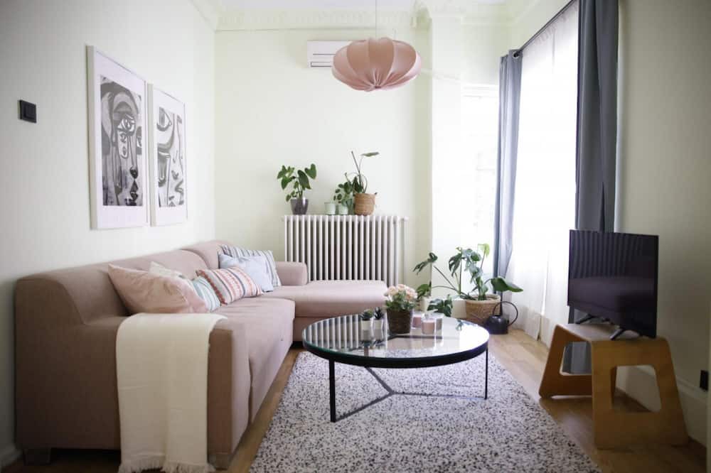 Photo of Livingroom in Talimhane