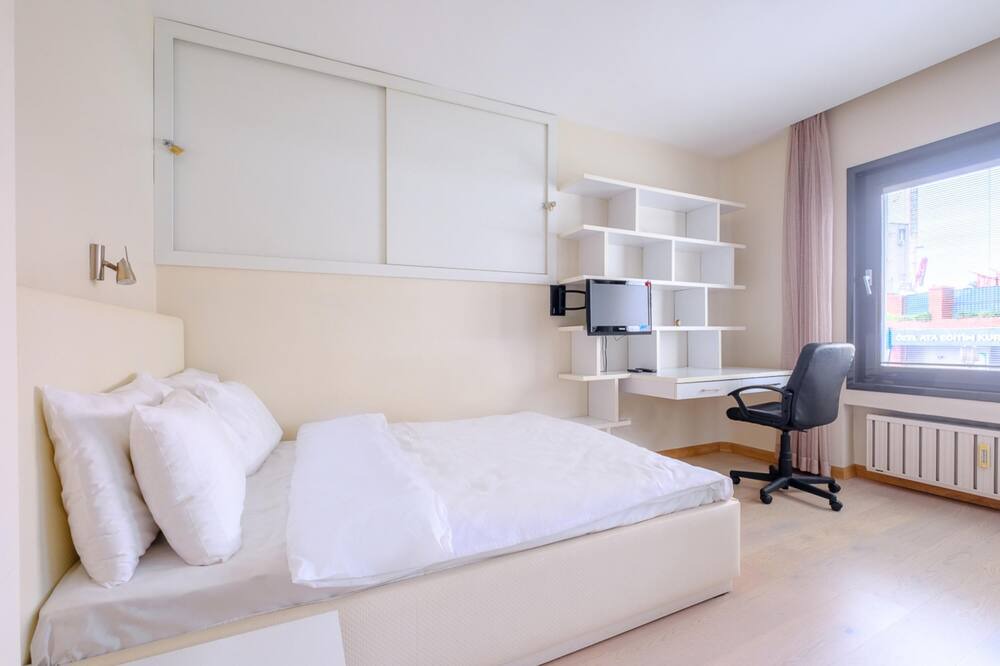 Photo of Bedroom in Besiktas