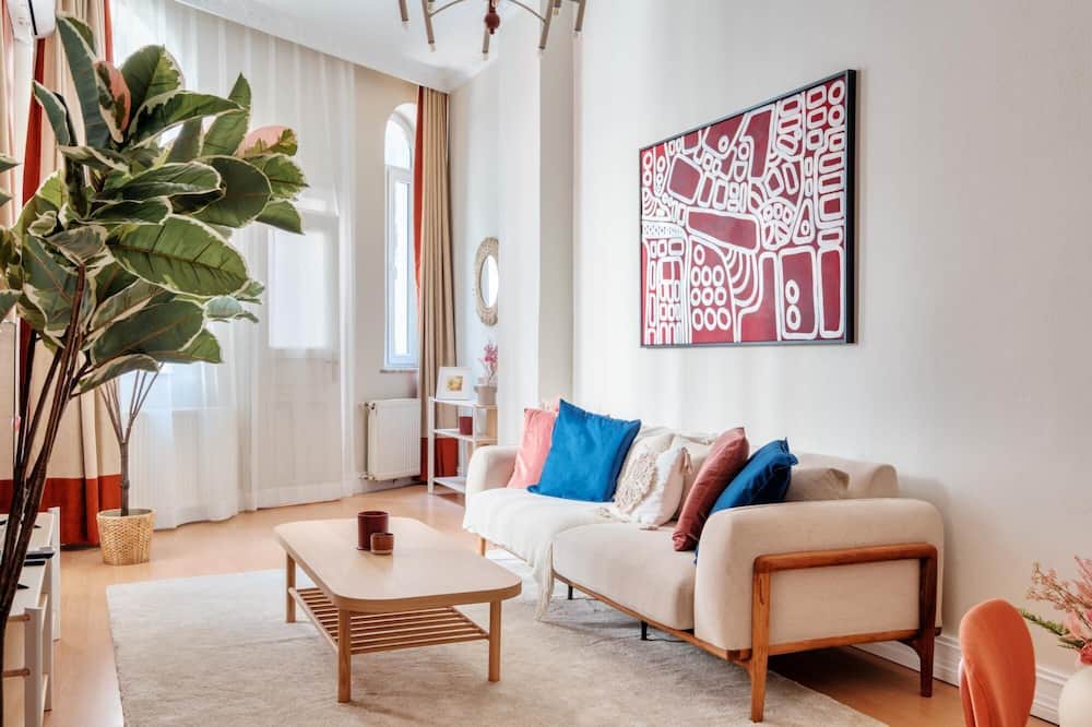 Photo of Livingroom in Tophane