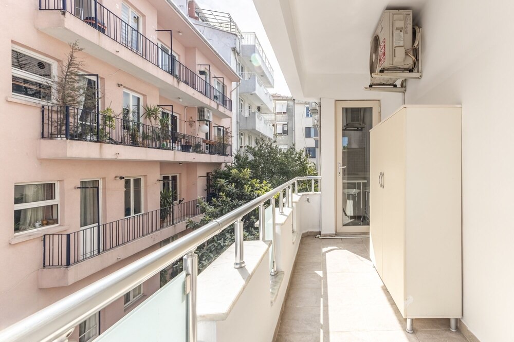 Photo of Patio Balcony in Moda