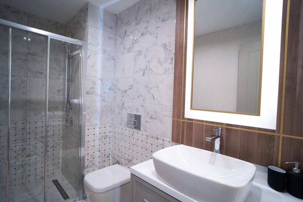 Photo of Bathroom in Zeytinburnu