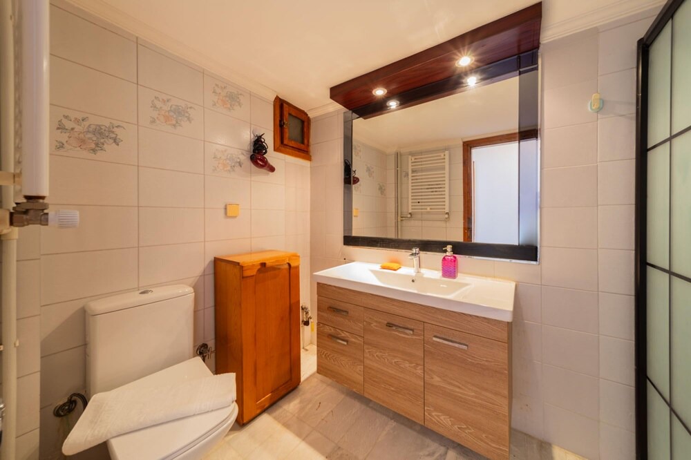 Photo of Bathroom in Guzeloba Mahallesi