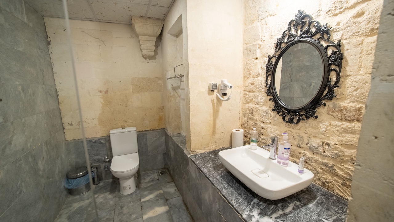 Photo of Bathroom in Eyyubiye