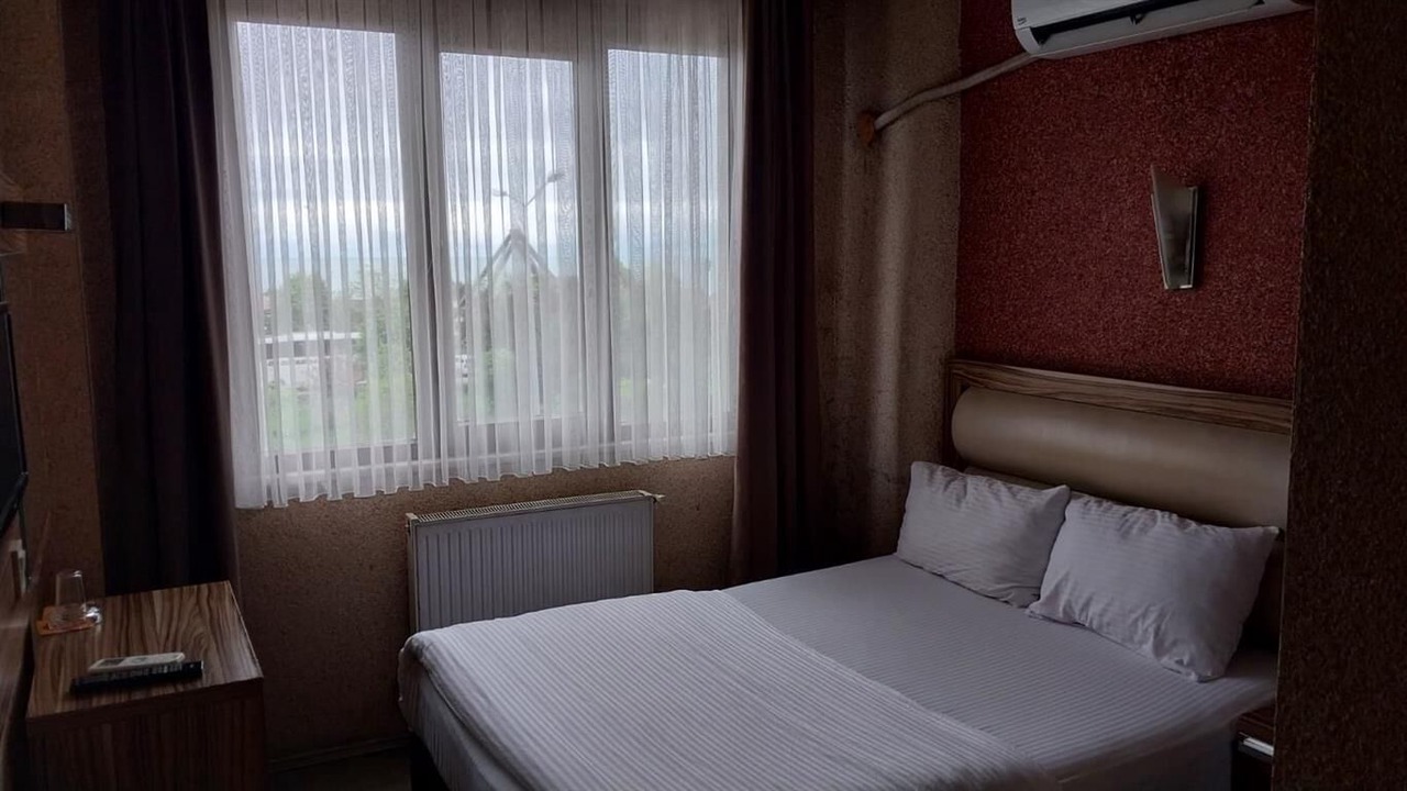 Photo of Bedroom in Hopa