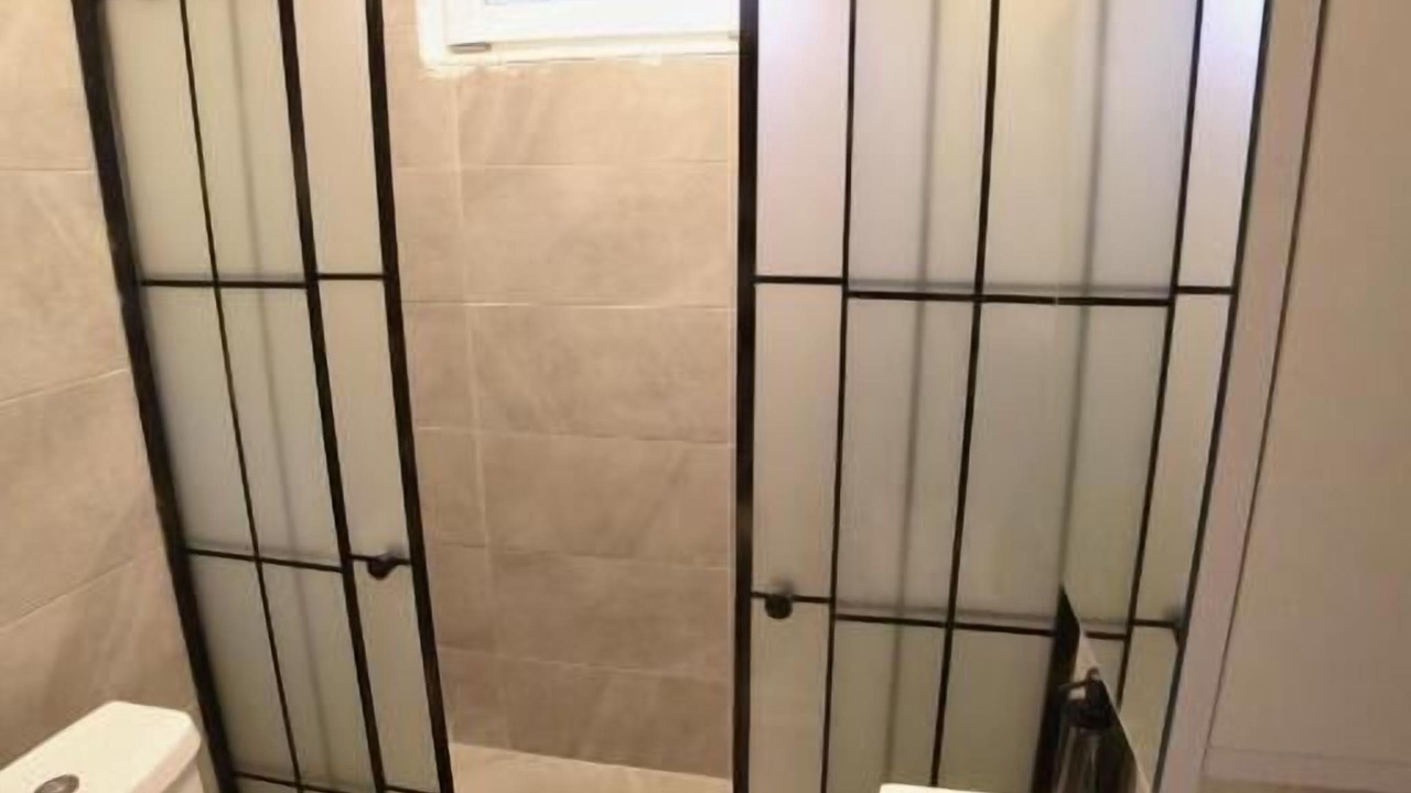 Photo of Bathroom in Lara