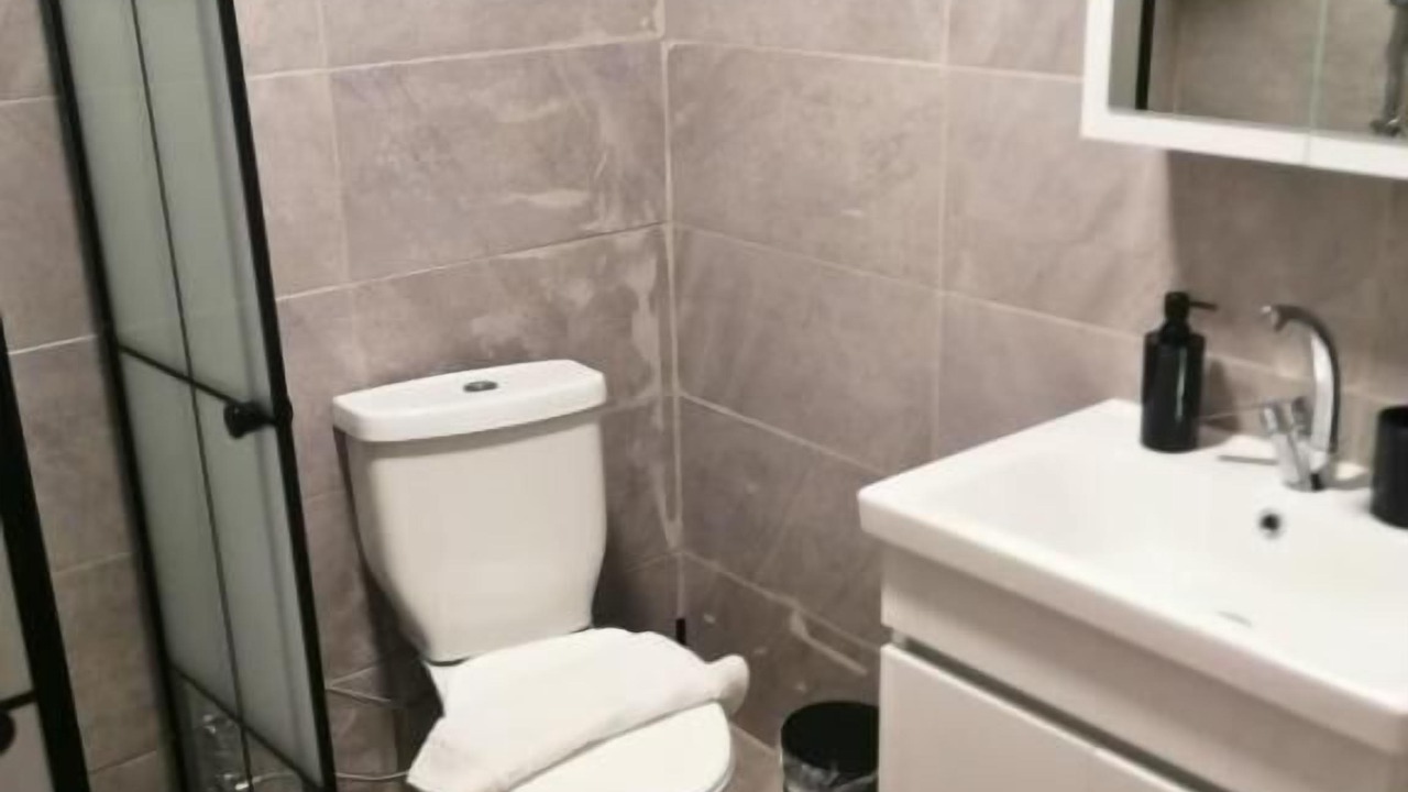 Photo of Bathroom in Lara